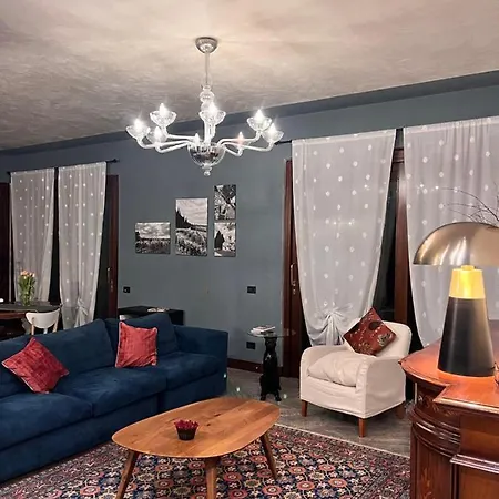 Bed & Breakfast Residenza Borgo San Rocco 4*