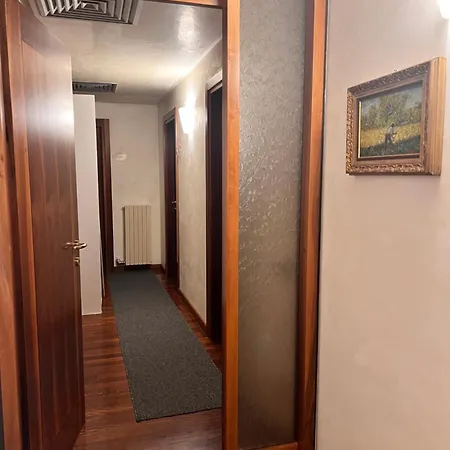 Bed & Breakfast Residenza Borgo San Rocco 4*